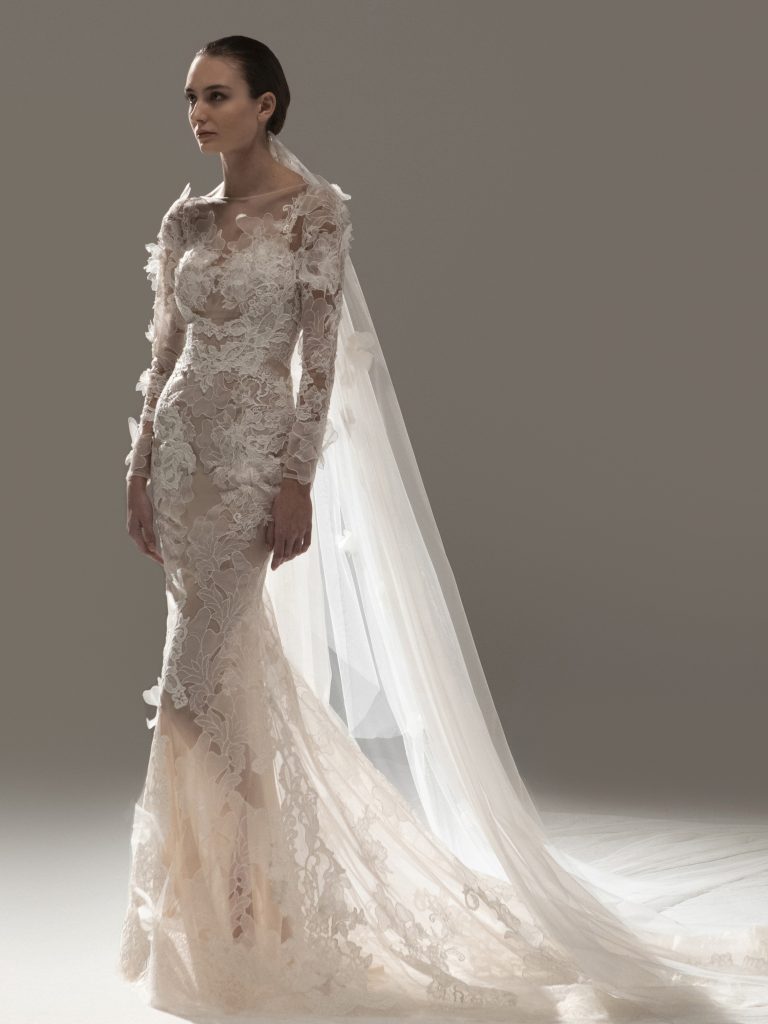 LA VIE L'AMOUR　STEPHANE ROLLAND 　スレンダー　レース　長袖　ロングスリーブ　立体フラワーモチーフ　