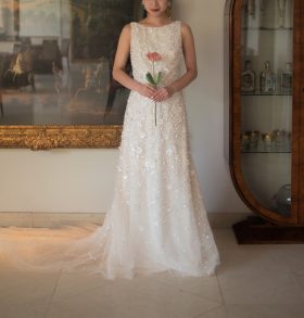 新作ドレスのご紹介=繊細なビーディングがまばゆいElie Saab(エリー・サーブ)のスレンダードレス=